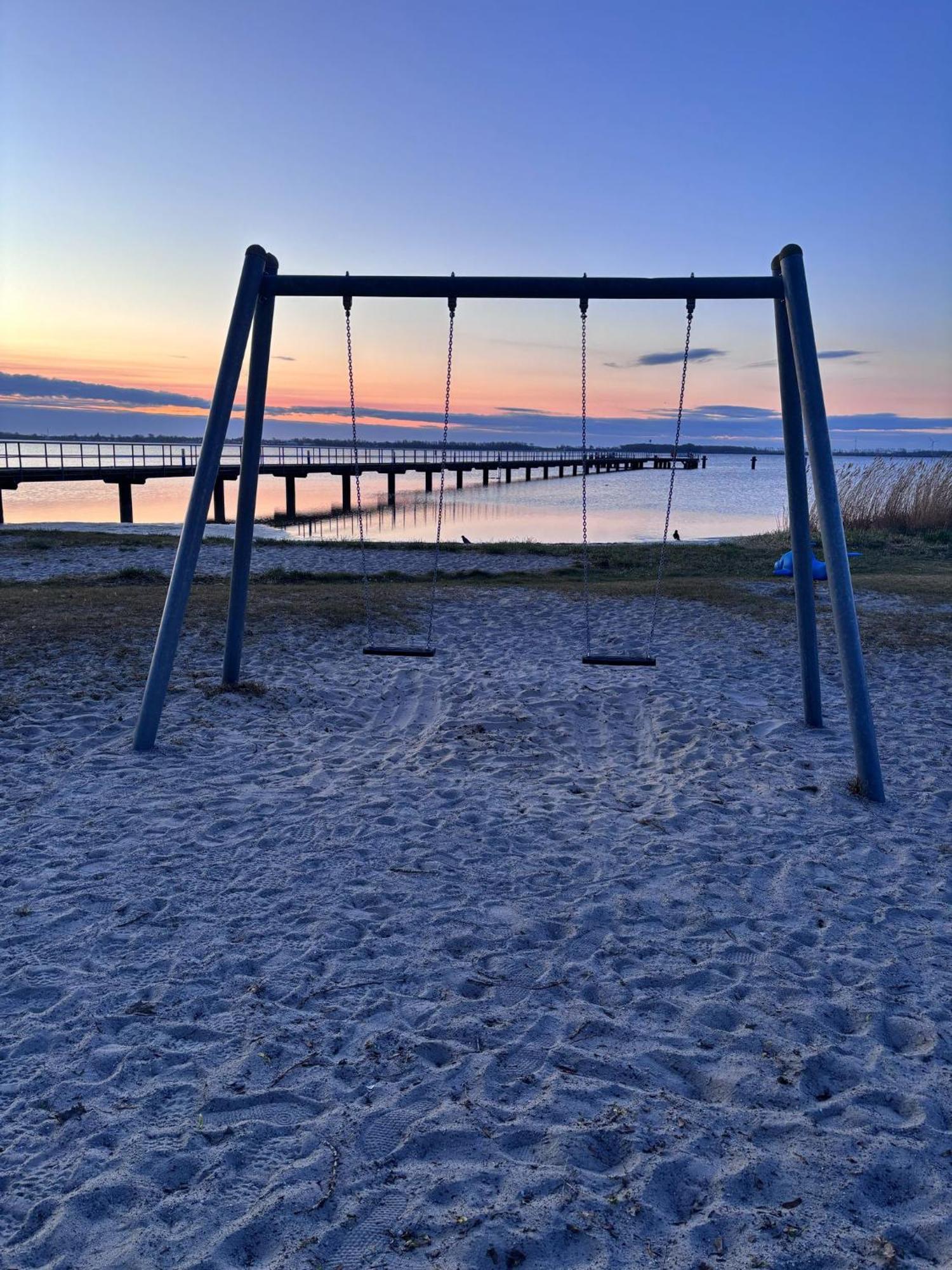 App 8O Grosser Tag Am Meer Mit Wasserblick Dranske Dış mekan fotoğraf