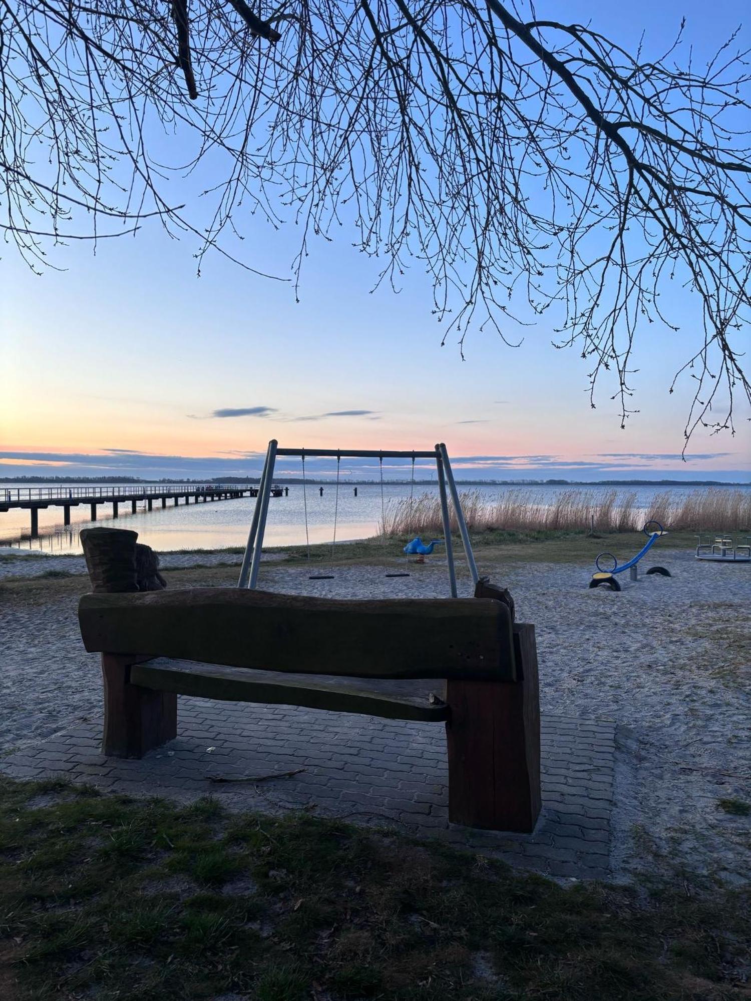 App 8O Grosser Tag Am Meer Mit Wasserblick Dranske Dış mekan fotoğraf